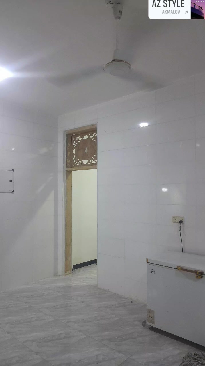 سلام عليكم البيت للبيع مساحه 130 متر  محافظة بابل الحله شارع 100 ورا محطه الاضواء سنه 25 تحويل مباشر باسم المشتري رقم هاتف *********** السعر 77 بمجال شيء بسيط

