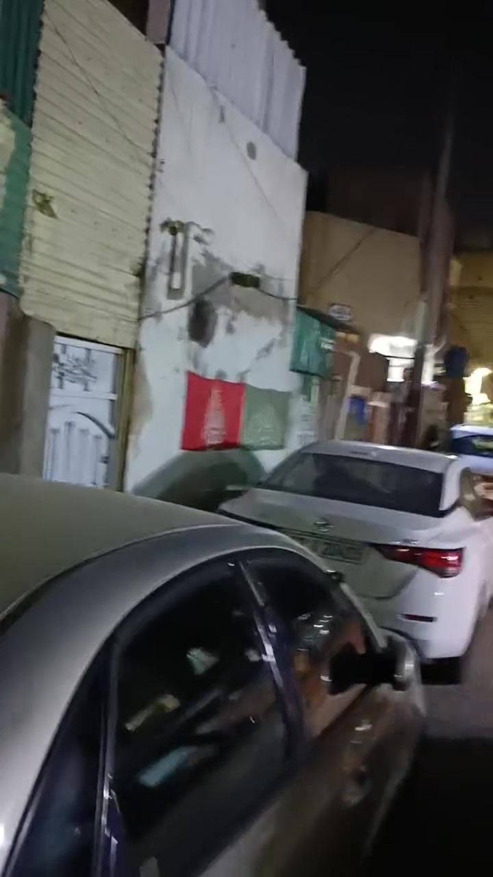 بيت للبيع المساحه 65
اشارع اادور العريض فرع معجنات كالكسي 

طابقين ثلاث غرف نومالطابق الثاني بناء 2023

نظيف جدا 
البيت فارغ .

قريب من الشارع العام قبل القطاع .للاستفسار التواصل على الرقم ***********
