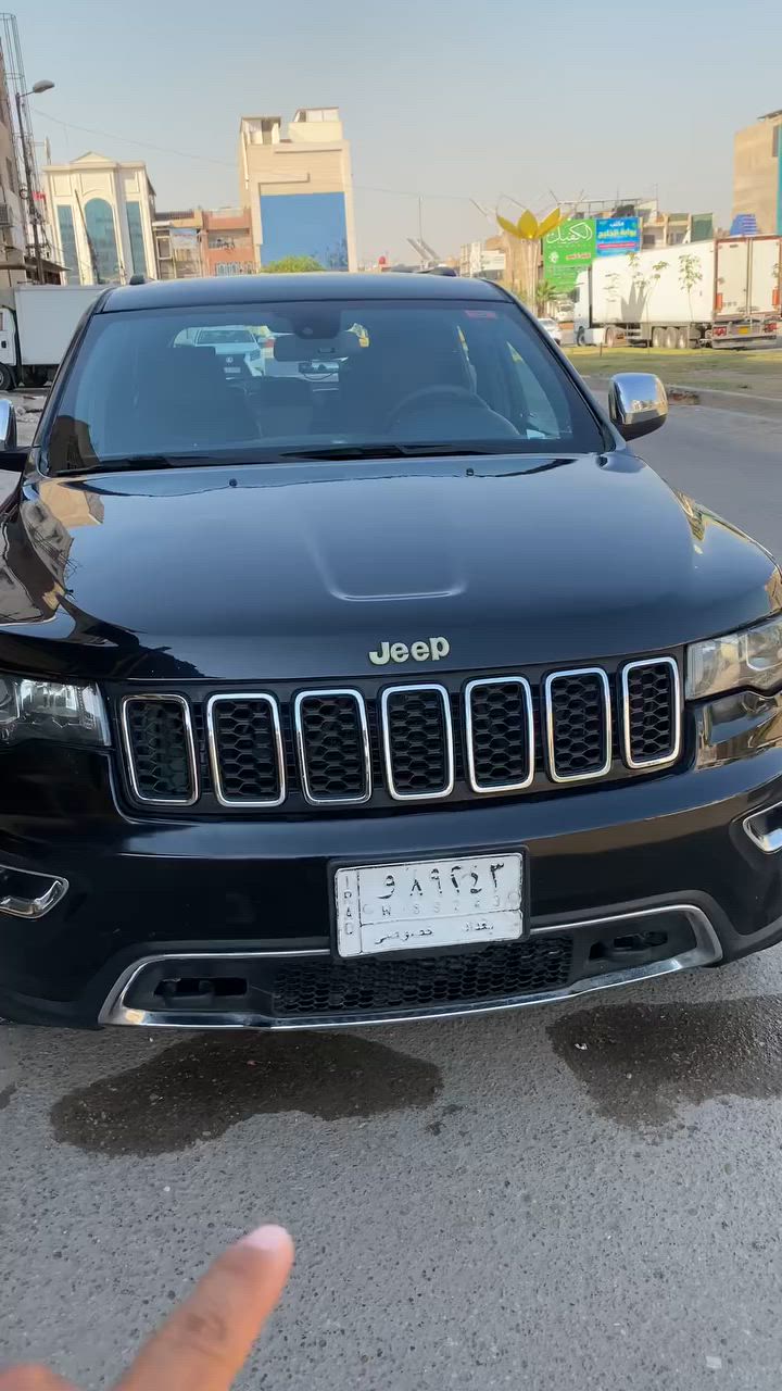 السلام عليكم 
للبيع سيارة جيب موديل ١٤ وارد أمريكي رقم بغداد مشروع وطني حادثها جاملغ خلفي التفاصيل اكثر داخل مقطع الفديو عنواني بغداد جميلة الاولى سعرها ١٢٠
***********

