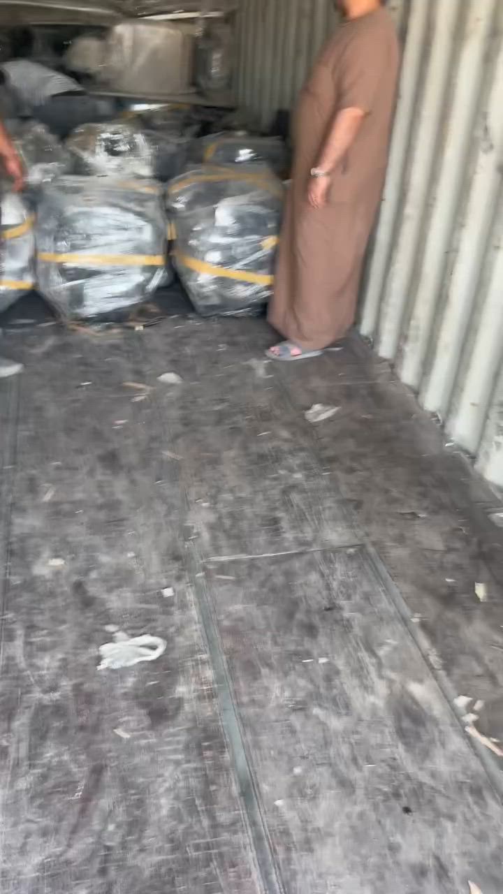 تم بعون الله وصول حاوية محركات كراون 
ملكة  () شاهينة 
مجمع زيد عاشور ***********
النجف الأشرف حي الصناعي بلوك الثالث
