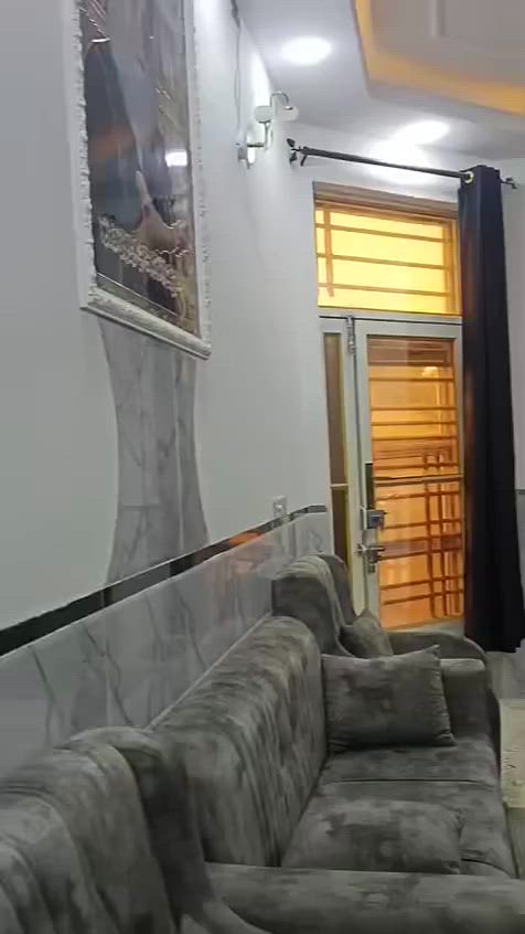 السلام عليكم ورحمة الله وبركاته
🔹 فرصة مميزة للبيع 🔹
نص دونم للبيع يحتوي على بيت بمساحة 200 متر
🏠 بيت مرتب وجاهز للسكن مع الأثاث
🔒 الأرض مسيجة بالكامل
✅ مناسب للسكن أو الاستثمار
✅ موقع هادئ ومساحة ممتازة
للاستفسار والتفاصيل يرجى التواصل.
***********
مراجعة المكتب كنوز الرحمن للعقار شارع بغداد عمود 159
