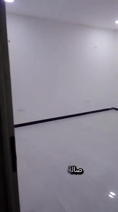 ---
*يالله سلام عليكم*

*🏠 دار للإيجار - طابق ثاني*
*📍 الدورة - زراعي أبو طيارة - شارع الليمونة*

*يحتوي 
✔️ 
✔️ المساحة 150 متر
✔️ مدخل واحد
✔️ صالة كبيرة
✔️ حولي + مطبخ
✔️ خدمات
✔️ غرفة نوم واحدة

*💰 الإيجار : 450 ألف*

*للاستفسار :*
*مكتب العامري للعقار - بإدارة علي العامري*
*واتساب 📞 ************
---
