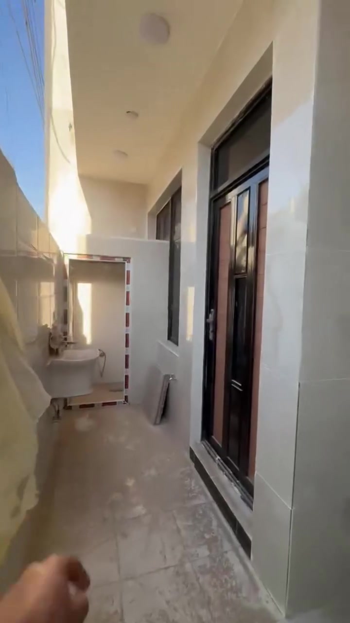 سلام عليكم توفرت لدينا ايجارات الدوره حي دجله 
بيت 100م / 4 نوم الايجار / 750/ شارع 25 زيرو
***********
رزان
