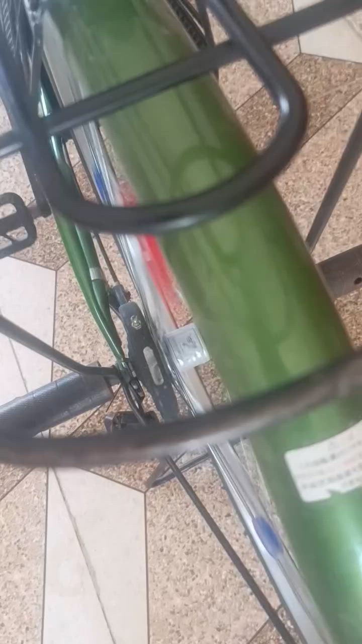 سلام عليكم بايسكل للبيع سعر 130وبيه مجال مكاني رميثه


**إذا كنت صاحب هذا الإعلان وتريد حذفه لأي سبب، رجاءا أرسل رسالة إلى الدعم الفني**
