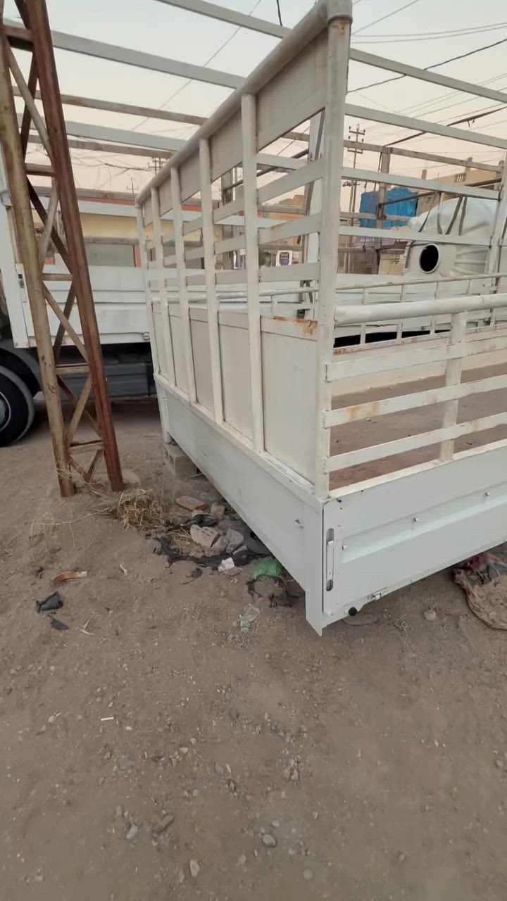 بدي اتيكو الطول سبعه وربع فرشه حديد ومحجر بوري بغدادي بدي لاطخه ولاكسر ولافطر وباب جك بيضه جديده *********** قواعد بك لايت موجودات
