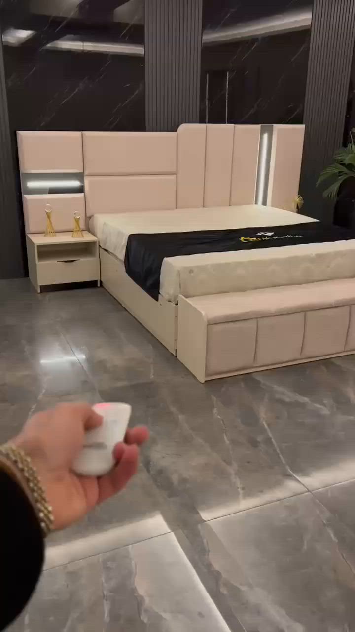*موديل  هوليدي       المودرن*

*10 قطع              كنتور ملحق320*

*ابواب كنتور هايدروليك*

*مجرات الغرفه هيدروليك*

*1- ضهر بلوك*

*2- برغي وچوي حديد*
  
*سرير  مخزن*

*5- شغل درجه اولى*

*السعر🔥 ( مليون و750   )الف*🔥


**إذا كنت صاحب هذا الإعلان وتريد حذفه لأي سبب، رجاءا أرسل رسالة إلى الدعم الفني**