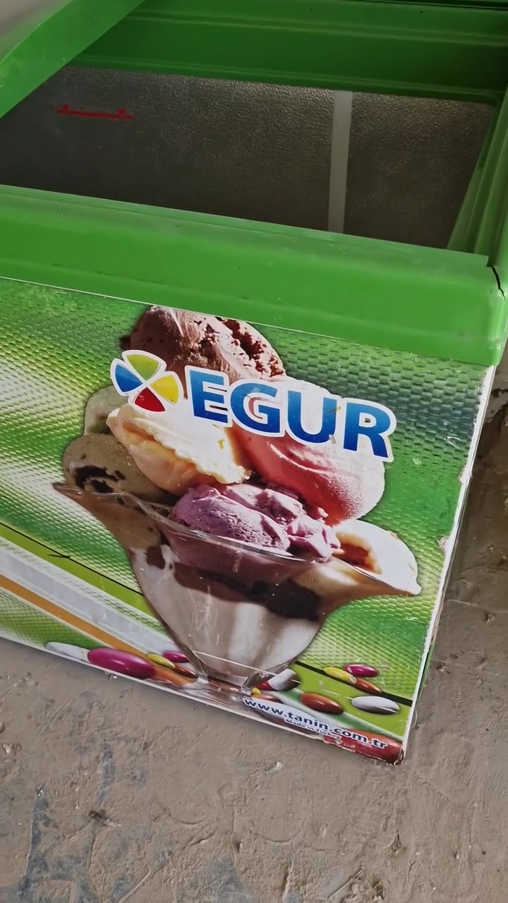 مجمده سعرها 250
اتصلو على هاذا الرقم يذا عندك استفسار
***********
