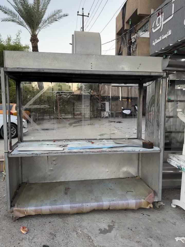 ‏سلام عليكم منقلة مال كباب كبيرة نظيفة وحلوة عنوان بغداد سعرها 200 بيها مجال شراي يتصل***********
