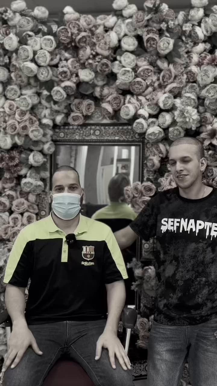نتيجه ١٥ يوم فقط
 غسله التقشير من بعد اجراء زراعه الشعر 🩵✔️
مانحتك ضعيفة؟ 
وگالولك مستحيل تنزرع بجلسة وحدة؟

لا تستعجل وتدفع كلفة جلستين قبل ما تعرف رأي الكادر الطبي المختص .

🔻بمركز المنصور، الحالات اللي غير مراكز تعتبرها صعبة أو تحتاج أكثر من جلسة، 
عدنا إلها حلول مدروسة 
بفضل خبرتنا الكبيرة بزراعة الشعر للحالات ذات المانحة الضعيفة.

ليش تدفع مرتين وتنتظر مرتين إذا ممكن تحصل على النتيجة بجلسة وحدة؟

شوف بنفسك الحالات والنتائج الحقيقية، واعرف ليش مركز المنصور صار الوجهة الأولى لأصحاب المانحات الضعيفة والصلع الواسع.

✅ اختصاص المانحات الضعيفة
✅ استغلال أمثل للمنطقة المانحة
✅ كثافة طبيعية وخط جبهة مدروس
✅ آلاف العمليات الناجحة

المكان اللي يحوّل أصعب الحالات إلى قصص نجاح. �

زورنا لموقع العياده
بغداد المنصور شارع الرواد مقابل مرطبات مشمشه
او الاتصال
***********

