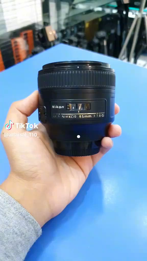 عدسه نيكون للبيع
85mm فتحه 1.8
فول فريم 
نضافه  100%
مكفوله من كولشي 
السعر خاص


**إذا كنت صاحب هذا الإعلان وتريد حذفه لأي سبب، رجاءا أرسل رسالة إلى الدعم الفني**