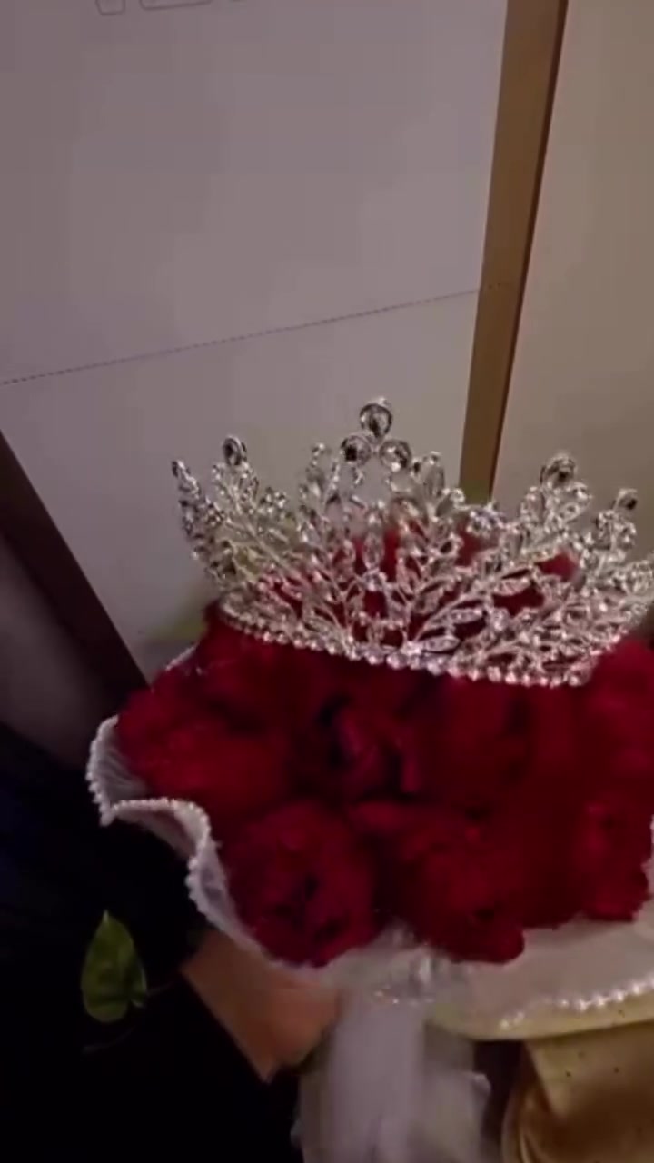 الجمال والاناقه يمنه وبس واسعارنا تصدمكم اكيد ☺️✌🏻للطلب والاستفسار على الخاص او على الرقم ***********
