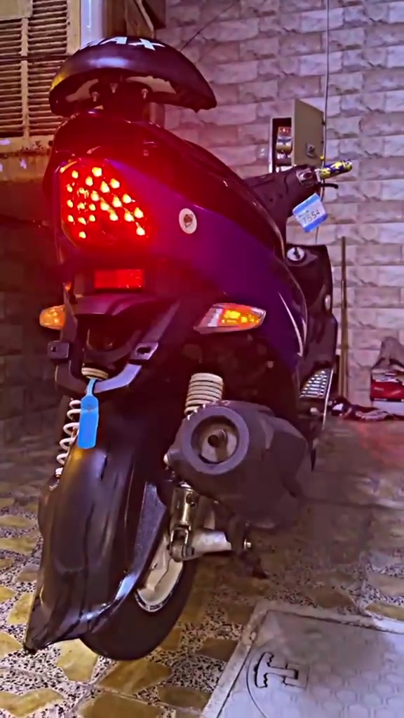 السلام عليكم GTR ماصالها شهر نازله من الرمبه كفاله كفر ومكينه دهن موتل بانزين محسن موديل الدراجة2014 شاشه ٣ الوان بيها صدر وفج وصينيه رياضي بيها كامره وشاشه دراجة علا آخر حبايه السعر 1300 مكاني بغداد الشعله للتواصل خاص
رقم الهاتف ***********
