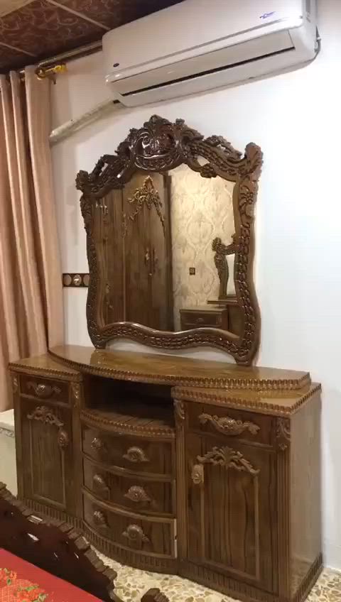 للبيع مامستعملة كثير خشب درجة أولى 🤍✨️

***********
