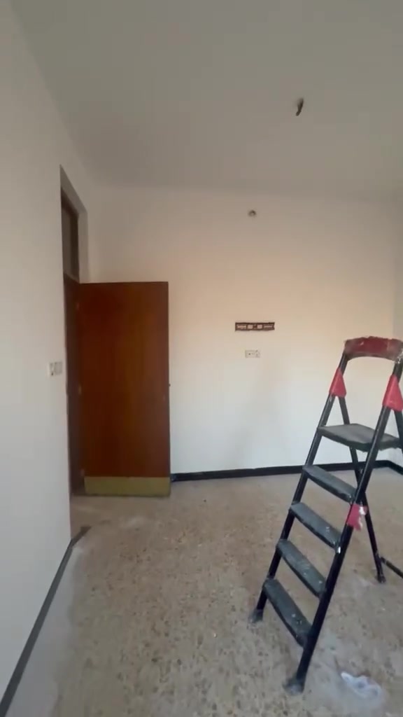 مشمل الايجار طابق اول جديد
الموقع الشارع مقابيل حسينية الائمة
***********
***********وتساب
