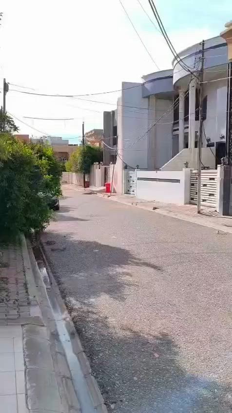 🏡🔥 أرض للبيع في حي الدولار – المربع الذهبي 🔥🏡

📍 فرصة مميزة للاستثمار والسكن في أحد أرقى مناطق كركوك📌 
الموقع: خلف عمارة جدوع – موقع خرافي ومطلوب جداً

🔹 التفاصيل:▪️ قطعة أرض ملك صرف▪️ شرط التحويل▪️ المساحة: 300 متر مربع▪️ الواجهة: 15 متر▪️ واجهة شرقية ممتازة 🌅

💰 السعر مناسب وللجادين فقط

📞 للاستفسار والاتصال:حجي أحمد***********

✨ مكاتب القاسمي للعقار والمقاولات ✨🔰 الضمان وامان و خبرة ٢٥ سنه #
