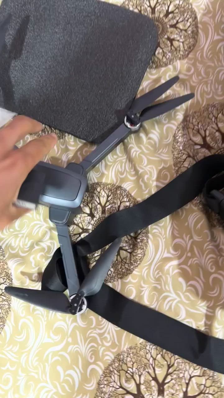 السلام عليكم
طيارة درون نوع XiL 193_MAX
التفاصيل بل مقطع وصور⬇️
الشاري يتفضل خاص


**إذا كنت صاحب هذا الإعلان وتريد حذفه لأي سبب، رجاءا أرسل رسالة إلى الدعم الفني**