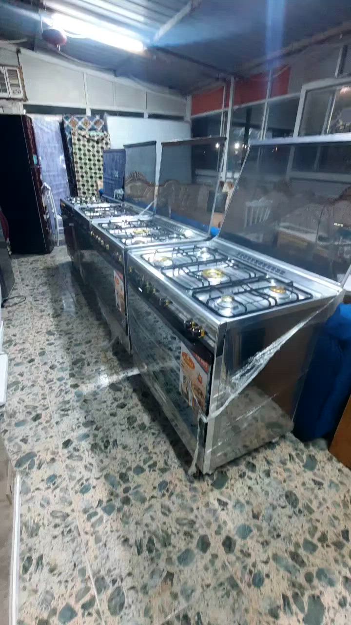 من رخص ادمن موافقه على منشور
رجعت توفرت طبابيخ كرايازي مصر نضيف 

كرايازي مصري ٣٠٠ الف
وفرش ٢٧٥ الف 
شرط شغل 
العنوان راوه معرض هيثم واخوانه لبيع الاثاث 

بيع نقدي +اقساط
*********** بي وتساب
