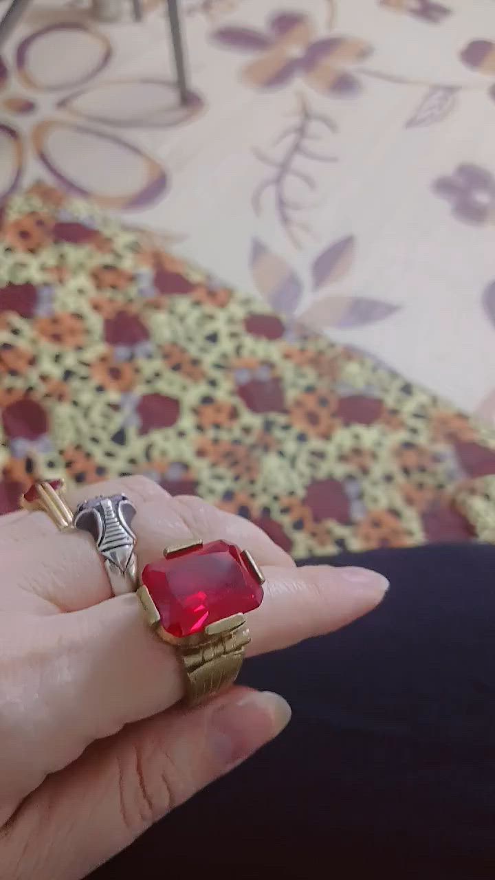 نحاس ياقوت  ،،،ثقيل شغل ملكي قديم ،،


**إذا كنت صاحب هذا الإعلان وتريد حذفه لأي سبب، رجاءا أرسل رسالة إلى الدعم الفني**