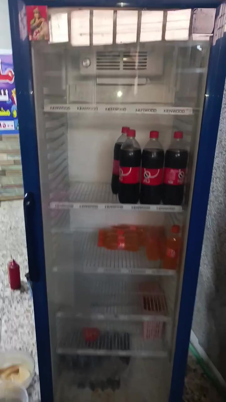 السلام عليكم مطعم جاهز كامل للبيع عارضه جديده ميوزه مال طعام عدد 2 كراسي 6 طباخ مال فنكر وطباج فلافل مبركر جمخانه قناني مال غاز عدد 2 مكاني بغداد منطقه الشعب رقم ***********
