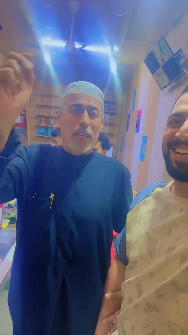 مكتبنا دائما بخدمتكم 
متوفر جميع خدمات والاشتراكات 
خطوط ابو الخدمه متوفر لزوار انترنيت ورصيد لمد شهر

اسم المكتب مشتاق وحسين الزيدي 

*********** / ***********
