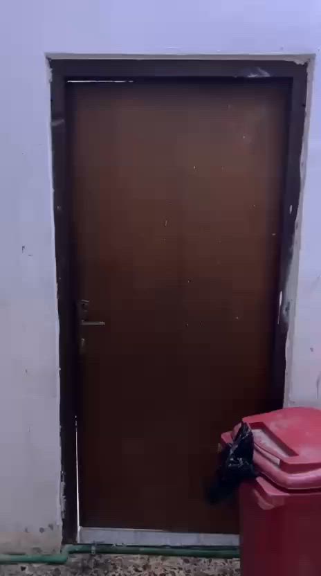 شقه للبيع المساحه ٢٥٠متر المحتويات ٤نوم استقبال مطبخ خدمات طابق اول
 موقع مميز
[ قرب شقق حي صدام
[ شقق حي السلام
[ سعر مناسب
 جدن
 عنوان البياع
[ قرب شقق حي السلام
 ***********
 ***********
 عنوان المكتب حي الشباب شارع الرازي قرب روضه غندوره
