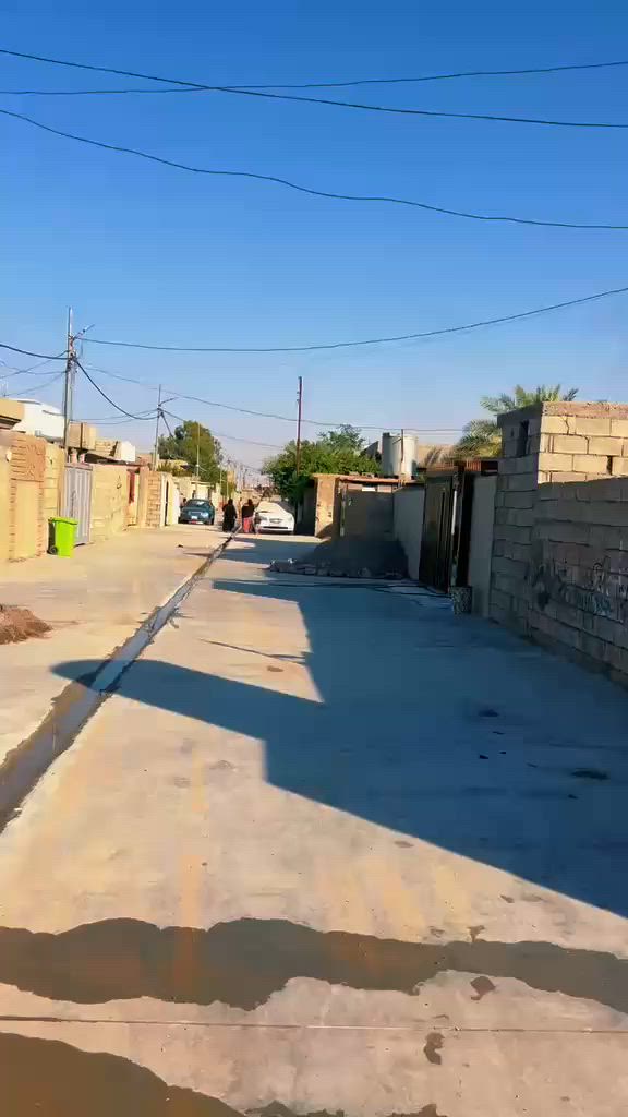 للبيع بيت في حي الاطباء
الفرع الثاني —-مساحه 250 متر 
واصل خدمات كامله 
بناء جديد وخريطه مرتبه وحديث
السعر 75 مليون وقابل للتفاوض 
‭***********
