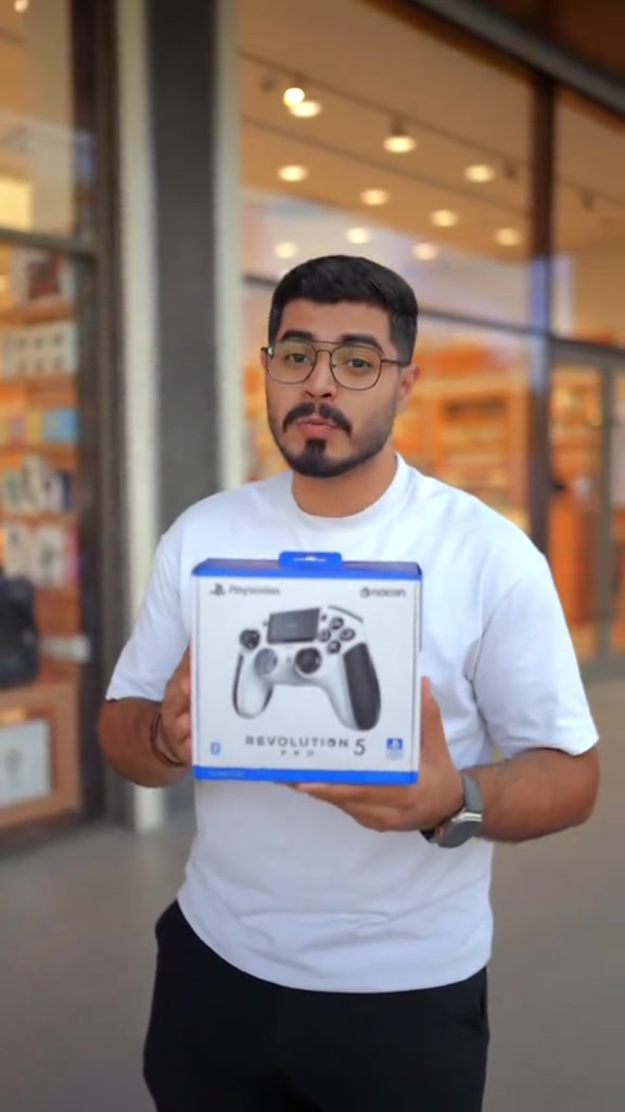 مو أي جوستك… هذا Revolution 5 Pro من NACON 🎮🔥 إذا تريد احتراف، راحة باللعب، وتحكم أدق بكل حركة…  وبأقوى سعر بالعراق 🚀 للطلب و الاستفسار يرجى الاتصال ☺️👇 معرض الكاظمية ( ساحة قريش ) :  أوقات العمل ( ١٠ ص - ١٠ م ) *********** - *********** معرض المنصور ( شارع مول بابلون ) :  أوقات العمل ( ١١ ص - ١١ م )  *********** - *********** معرض زيونة ( شارع الربيعي ) : أوقات العمل ( ١١ص - ١١م )  *********** - *********** معرض الاعظمية ( شارع الضباط ) : أوقات العمل ( ١٢ م - ١٢ ص )  *********** - *********** معرض الدورة ( شارع أبو طيارة ) :  أوقات العمل ( ١٢ م - ١٢ ص ) *********** - *********** قسم الصيانة ( الربيعي ) : *********** #عالم_القلعة #اختيارك_الافضل⁩⁩⁩⁩⁩⁩
