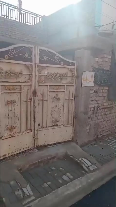 اسلام عليكم بيت للبيع في مدينه الصدر حي طارق الوسط قرب مدرسة 15شعبان مساحه 120خدمات
كامله الاستفسار ***********
