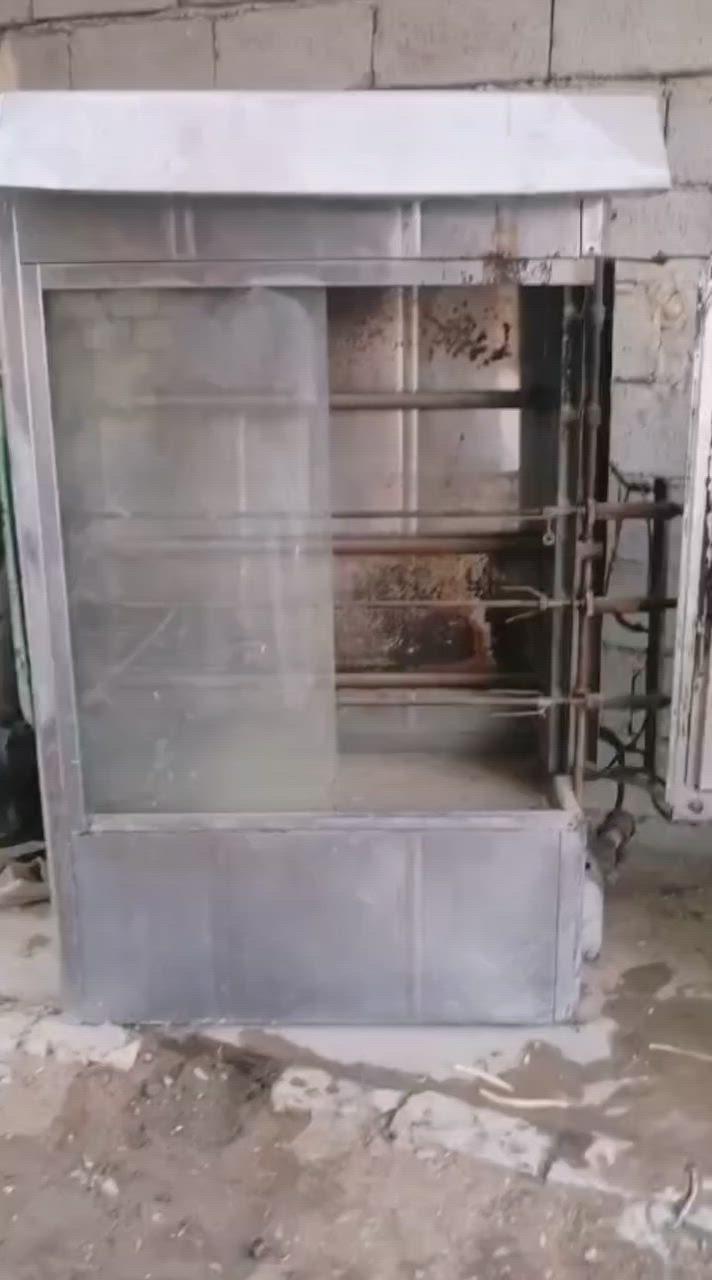 سلام عليكم

يوجد أغراض مطعم مستعمله للبيع
شوايه دجاج غاز
ومنقله كباب
وباترينه (حمايه تمن ومرق) كهربائية
كلش نضيفات. للاستفسار الاتصال عل رقم التالي
***********
