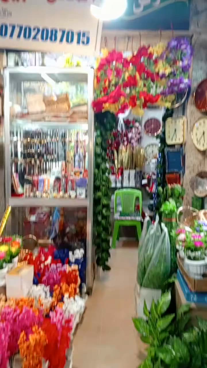 محل للبيع في منطقة سوق النبي يونس نظام السرقفليةوسط السوق مكان جدآ مميز للاستثمار ابعاد المحل  الواجهة 2م والعمق2,5م للاستفسار الاتصال *********** مكتب علاء الدين الساعاتي للعقار

