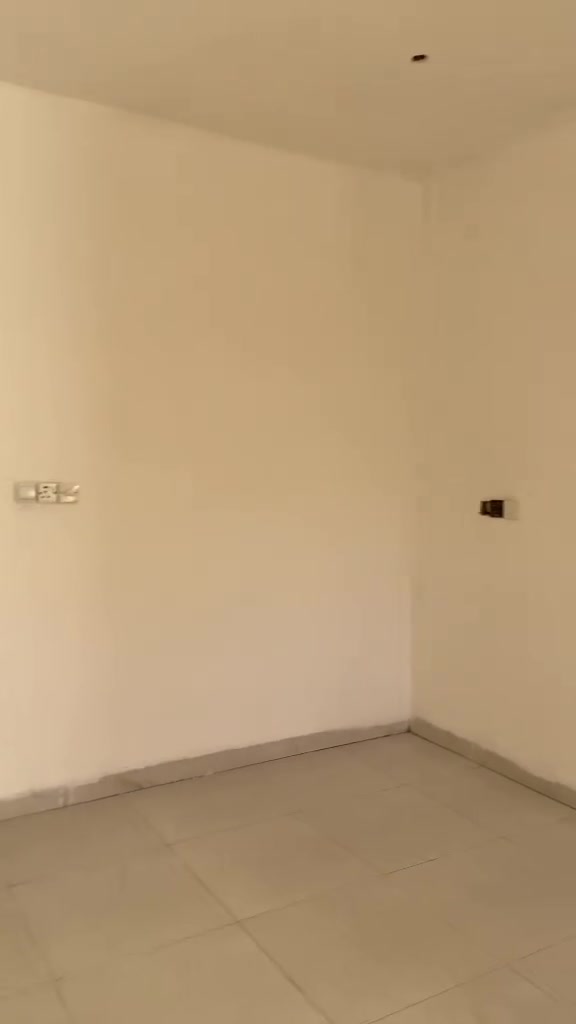للأيجار شقه طابق اول موقعها حي الجامعه محله 631 قرب مدرسه الوركاء الابتدائيه 
للأستفسار مكتب العاني للعقار 
***********
***********
