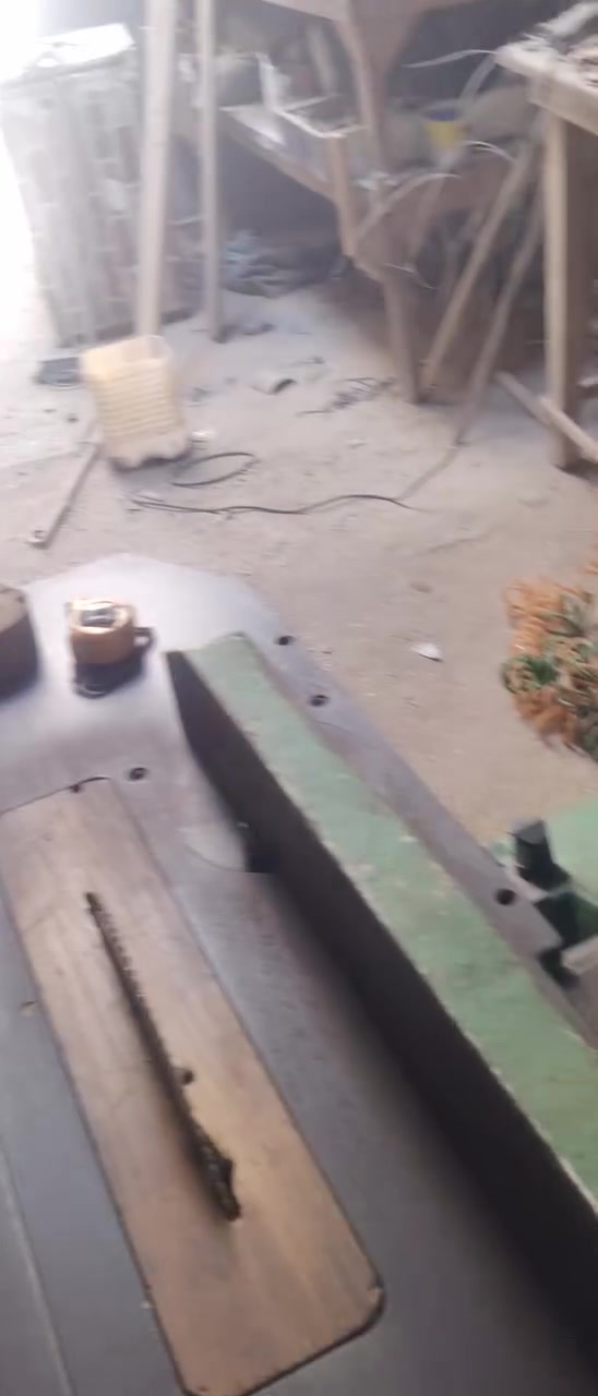 السلام عليكم مكينه أخت الجديدة كلها شغاله السعر ٢٥٠٠ العنوان ديالى بعقوبه ***********
