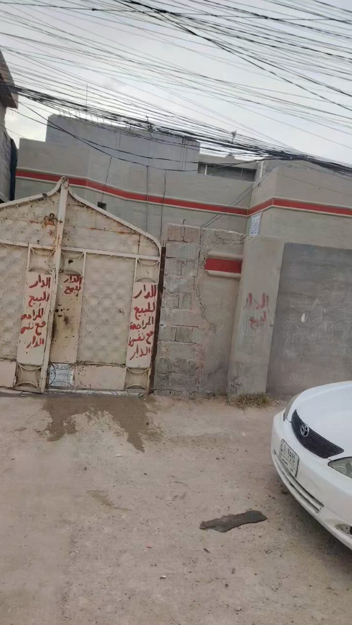 #مشتمل_للبيع
الفلوجة حي الشهداء التوزيع الجديد منطقة ال 23000

مساحة 150 م
وجه 10 م
نزال 15 م

شارع 10 م
بناء بلوك
طابق واحد

طابو صرف سند

#السعر_63_مليون_بي_مجال

للاستفسار مراجعة مكتب الشاهين للعقار / الفلوجة
عنوان المكتب حي الشهداء مقابل مدرسة المفاخر

للاتصال ***********
واتساب ***********
