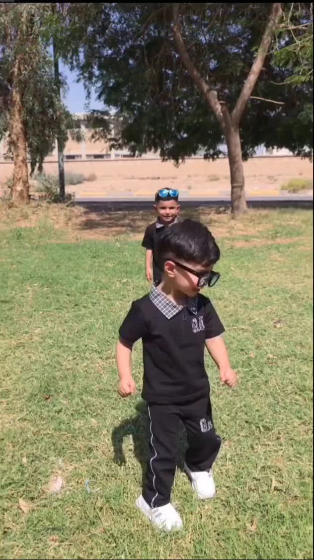 تراك ولادي قطعتين
(بدي+بجامه ١١٠)
مقاس: من ٢ الى ٥ سنه 
متوفر داخل انا وطفلي 

العنوان:واسط_العزيزيه_شارع الاطباء_مقابل كلشي وكلاشي  

للحجز والاستفسار ***********
