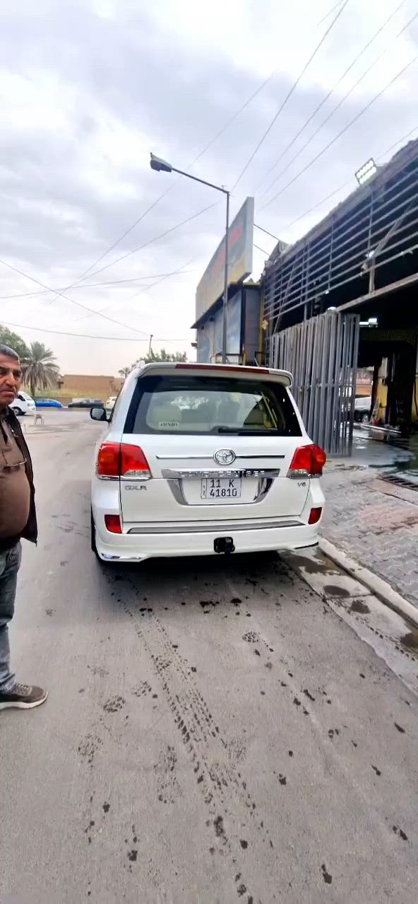 لاندكروز ٢٠١٤ ماشية ١٩٠٠٠٠كم كلين السعر٣٩٠٠٠٠$ الاتصال ***********
