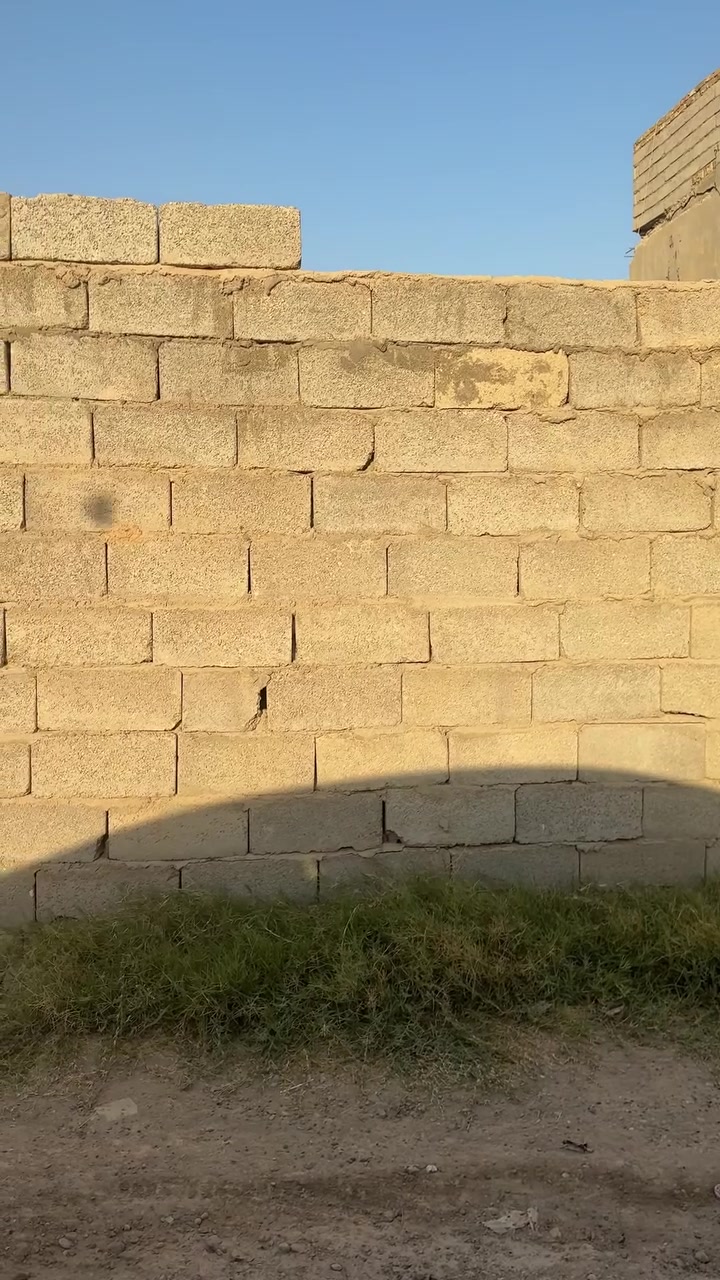 سلام عليكم قطعة ارض مساحته 200 متر كله وقف موقع لارض الطي شارع بيت مرهون   ***********
