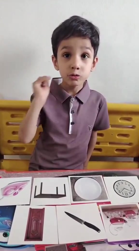 🌸 عرض خاص لأول مرة 🌸
هل يعاني طفلك من:
✅ اضطراب طيف التوحد
✅ فرط الحركة وتشتت الانتباه (ADHD)
✅ متلازمة داون
✅ تأخر النطق أو مشاكل التواصل؟
✅ زارعي القوقعة؟

أنا أخصائية نطق وتخاطب، أقدم جلسات متخصصة لمساعدة الأطفال على تطوير مهارات النطق، واللغة، والتواصل، والانتباه وفق برامج علاجية تناسب احتياجات كل طفل.

🎁 عرض خاص: أول 3 جلسات مجانًا (تشمل التقييم ووضع الخطة العلاجية).

📞 للحجز والاستفسار:
***********

✨ لأن كل طفل يستحق فرصة للتواصل والتطور.
سارعوا بالحجز، فالعرض لفترة محدودة
