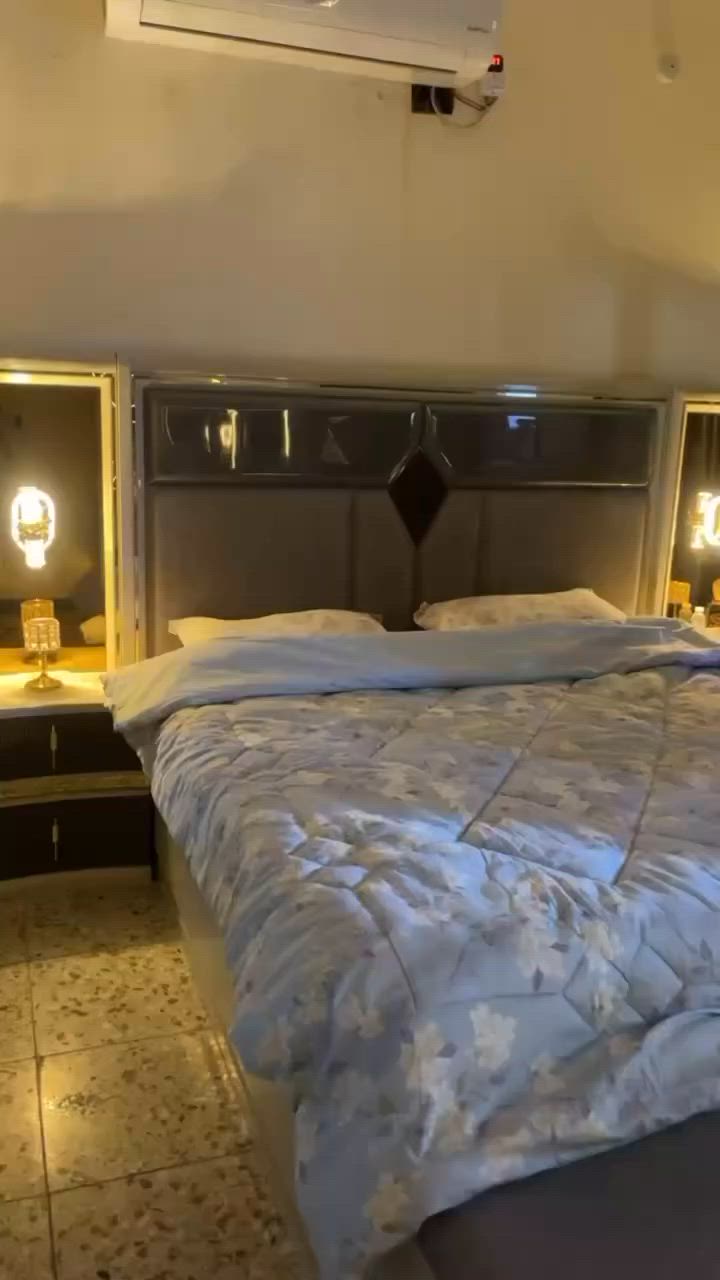 غرفه نوم تصميم ايطالي للبيع جديده بعدها ونضيفه كولش سرير مخزن جك وابوابها والمجرات مالتها سبرينك يعني درجه اولى عنواني بغداد الغدير


**إذا كنت صاحب هذا الإعلان وتريد حذفه لأي سبب، رجاءا أرسل رسالة إلى الدعم الفني**