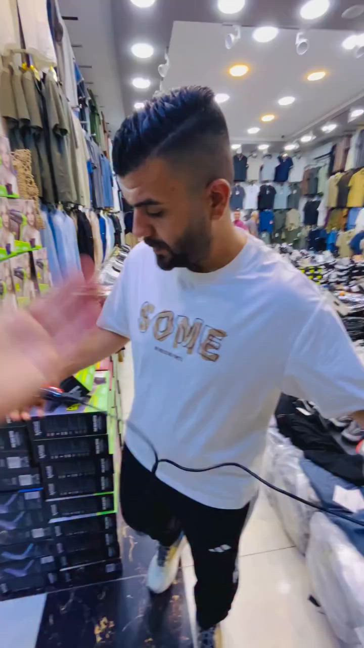 عرض 🆕 جديد وبلاش ههههه فكريات 
شسوار فير اصلي ابو بسسسسس ب 6️⃣ الف عراقي بلاش البلاش 
العنوان خانقين آلسوق مقابل عبود قصاب مول خانقين محلات سجاد دبي ***********
