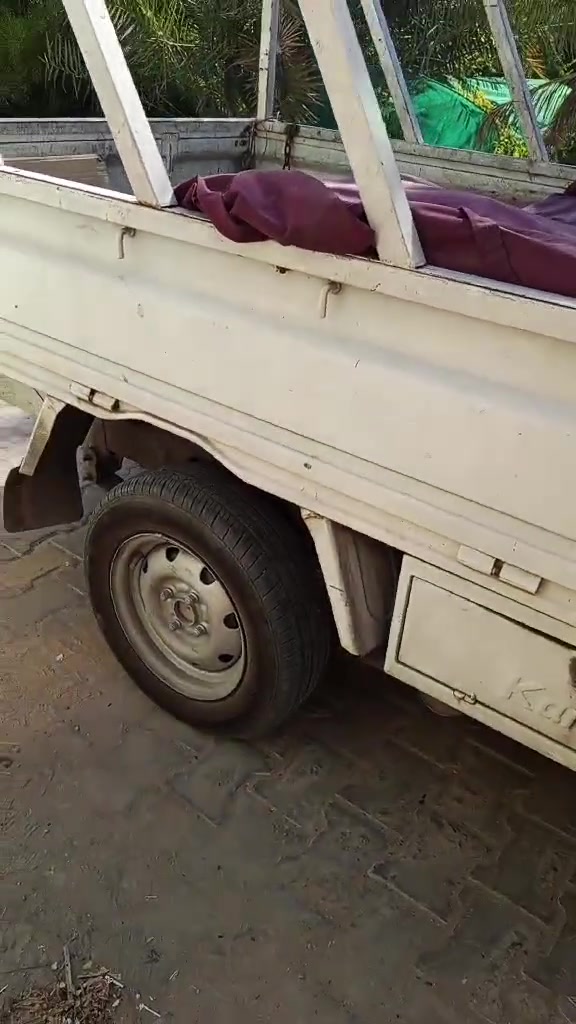 ابكم البيع صيني جاهزه من كلشي ساره بسمي تحويل ثنيم. سعر 40ورقه بيه مجا مكان ساره بغداد كرعات     ***********
