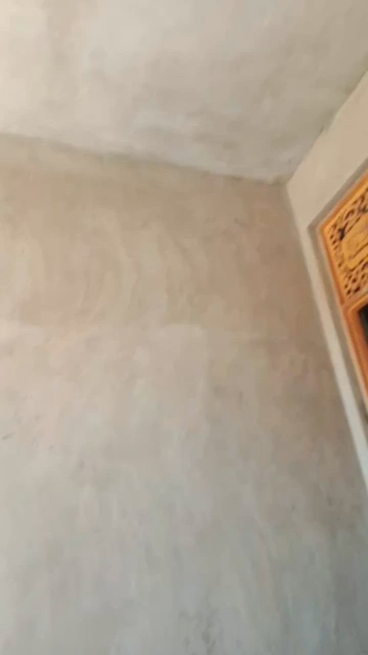 خلفه لبخ اسمنت وجهيات تقطيع ترايش وكوبلينات وسقل وتشميع باليوميه أو قطعي ع متر وابياظ
