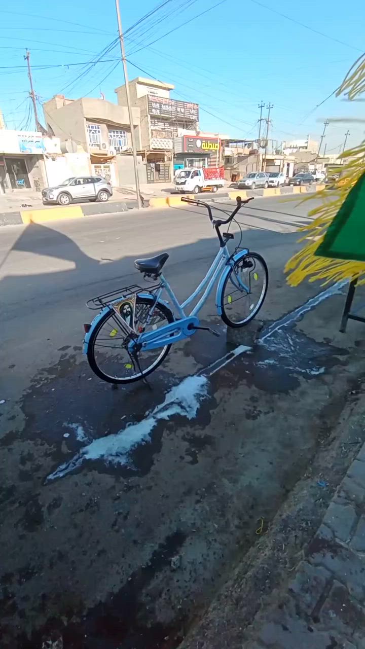 سلام عليكم باسكل لبيع بناتي شركة بي دي  حجم 26نضافة 90=100 باسكل حلو كلشي ما عوزة السعر عل خاص  .......مكاني بغداد المعامل الباوية قرب جامع لزهراء ...رقم ***********
