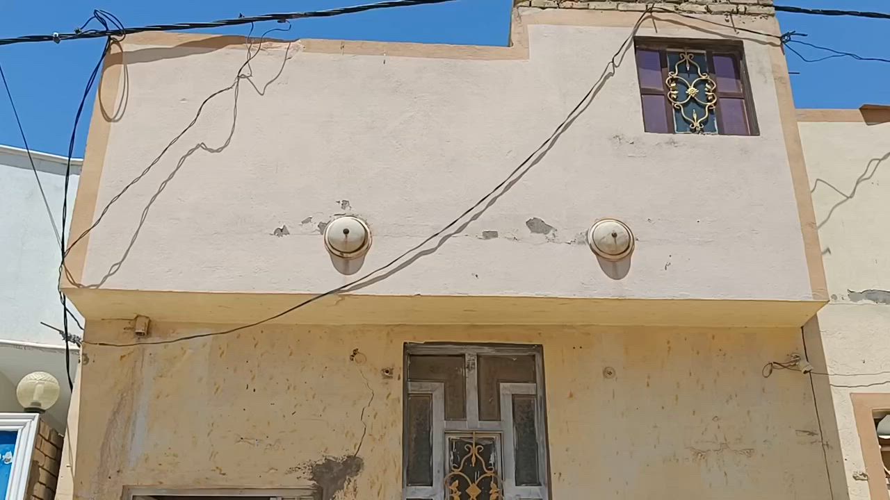 للبيع مساحته 53 متر مربع غرفه صاله مطبخ ارضيه كاشي اساس وسقف صب رقم الدار 57478 حي النداء السعر 45 مع المجال


**إذا كنت صاحب هذا الإعلان وتريد حذفه لأي سبب، رجاءا أرسل رسالة إلى الدعم الفني**