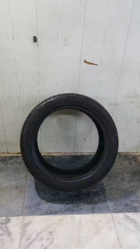 مالسلام عليكم تاير كونتيننتال بولندي مستخدم نضيف جدا بدون اي بنچر قياس 245/45R19 مال بي ام مارسدس وسبورتج سعرة 80 الف *********** مكاني بغداد
