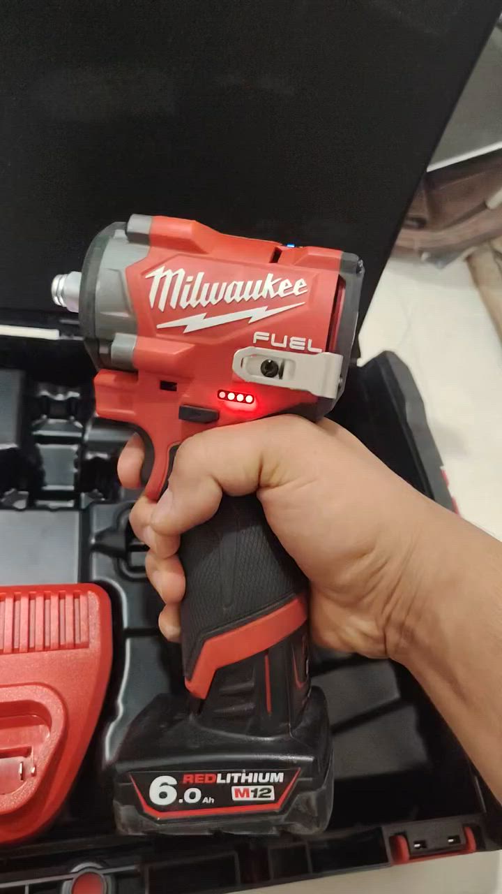 السلام عليكم دريل milwaukee m12 لقم +بطارية 6A +علبة وشاحن ب 350 موجود توصيل


**إذا كنت صاحب هذا الإعلان وتريد حذفه لأي سبب، رجاءا أرسل رسالة إلى الدعم الفني**