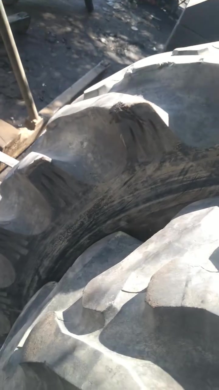 زوج اطارات عنتر ٧١ حجم ٢٨/ ١٦ مع الويل والجوب منفوخ كامل جاهز للشد جدا نظيف للبيع السعر( ٧٠٠) الف للإستفسار حسين الكريطي  صناعي النجف الاشرف موبايل 
***********
***********
