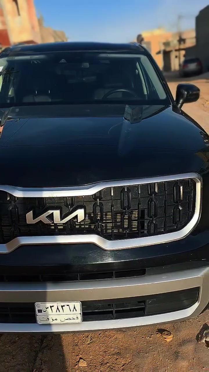 يالله السلام عليكم كيا تيلورايد 2025xline ex لون اسود 
 مقاعد vip تبريد ٣قطع سبعه  راكب  
️محرك 3.8 V6  كتاب شهداء اصل مو مشترى 
 اشاير بالمري رادارات اماميه و خلفيه     
* فتحة سقف بانوراما
💯💯سياره كلش نظيفه اجت مغلفه ppf   لون سلفر حماية خدوش وشلناه بالميناء مابيها غير مكان ظرر تعمير 💯
اي دواخل ظرر ماكو ايرباك راجع سستم كامل يعني مو بس إطفاء 
جاملغ مجرد تبديل وتعمير ربع  الباب فقط / أكرر اي ظرر دواخل ماموجود 
السعر 288
طبعا الكتاب النا يعني مو مشتريه 

تشغيل بصمة + ريموت ستارت
ماشيه فقط 18mi
مكاني بابل / رقم بابل شهداء باسمي 
كفاله من اي ضرر دواخل (تكم او شاصي )+كير +محرك +صبغ فقط مكان ظربه جاملغ وربع الباب جهة سائق 
*********** تفاصيل اكثر رقم واتساب موجود
