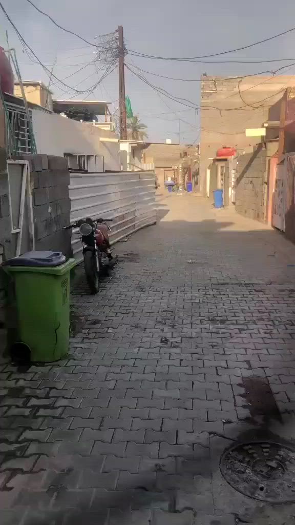 سلام عليكم عندي بيت للبيع مساحته 60متر طابقين منطقة جسر ديالى القديم البستان السعر 30 بي مجال سند 25 الاتصال والاستفسار ع واتساب *********** هاذه تصوير لبيت كامل خدمات كاملة نهايت الفرع مسدوده
