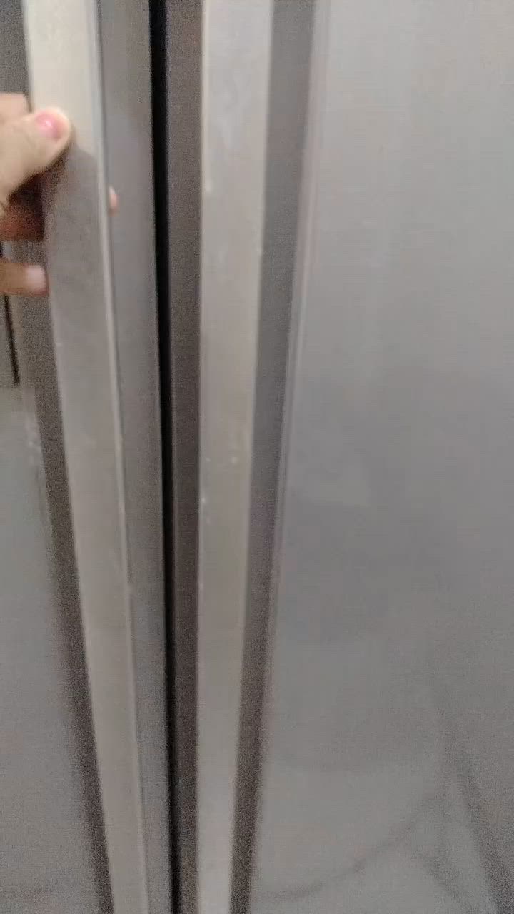 ثلاجه هيتاشي باب مجمده وباب ثلاجه  بيها عطل مروحه تشتغل بس تبردفقط ع عطلها ابيع ٢٠٠العنوان ابوغريب خرنابات


**إذا كنت صاحب هذا الإعلان وتريد حذفه لأي سبب، رجاءا أرسل رسالة إلى الدعم الفني**