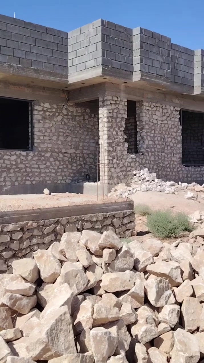 جزء من عملي في  قاطع بني داهر للحجز والاستفسار ***********
